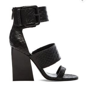 Sigerson Morrison Poker 2 Snake Embossed Black Leather Block Heels in Nero